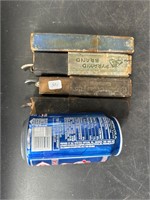 LOT OF 3 NICE OLD STRAIGHT RAZORS AND AN EMPTY BOX