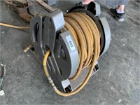 Air Hose w/ Suncast Reel