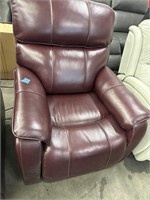 Macy's Orlyn leather Power Recliner tested all