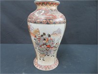 ORIENTAL PORCELAIN VASE 12"