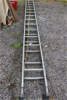 15' ALUMINUM EXTENSION LADDER