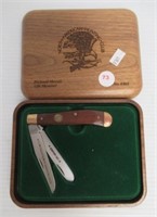 North American Hunting Club No. 4365 2 blade