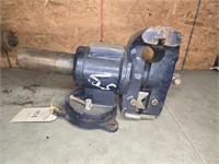 5" HARDWARE FREIGHT BENCH VICE