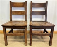NICE PAIR OF 1910 SOLID OAK MISSION CHAIRS