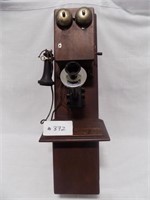 Longbox Telephone