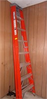 8 Ft Keller Fiberglass Ladder - Like New