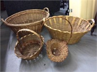 (4) weaved wicker baskets