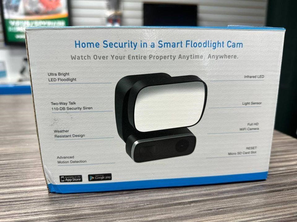 Intelligent Motion-activated Floodlight Cam