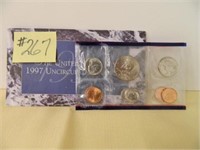 1997 UNC Mint Set