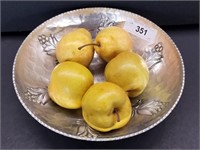 11" Hammered Aluminum Buenilum Bowl w/Fruit