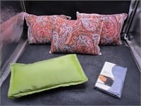 Pillows & Sheets