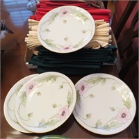 Set of 4 Decorative Plates