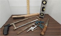 Hand saw, Level, Wire brush, Air tool,Drywall