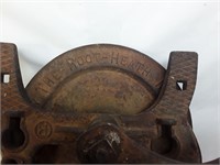 Antique Cast Iron Corn Sheller
