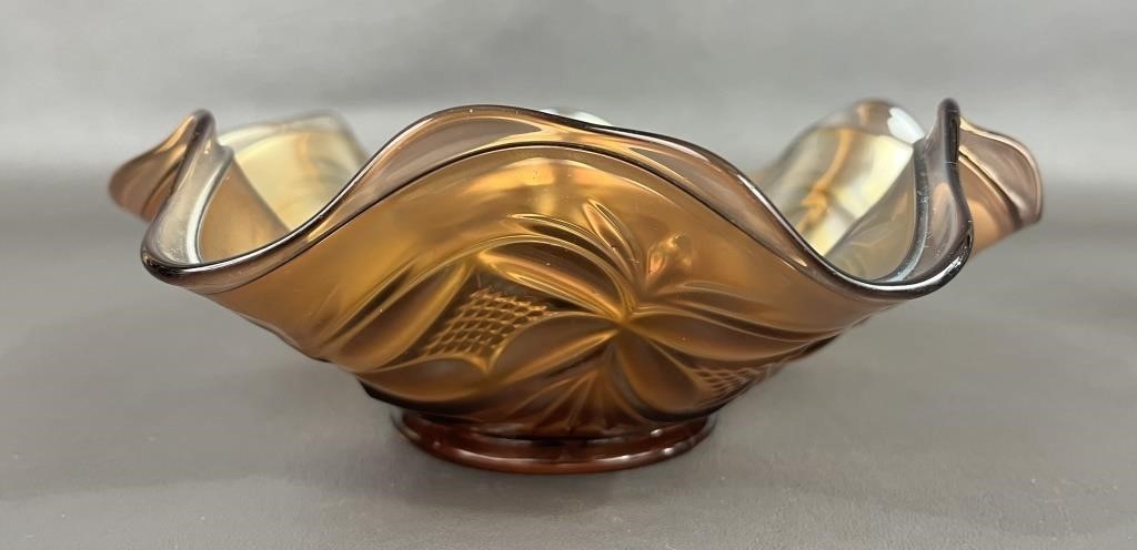 Westmoreland Pillar & Sunburst Carnival Glass Bowl