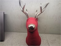 Cloth deer mount