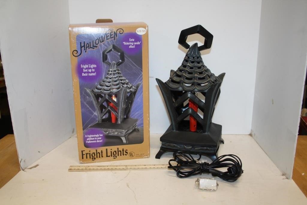 Halloween Fright Lights  in box