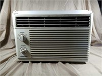 Goldstar 5,050 BTU Air Conditioner