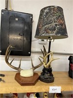 HUNTING LAMP AND MOUNTED ANTLERS