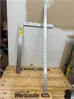 STANLEY SQUARE AND 3' METAL RULER