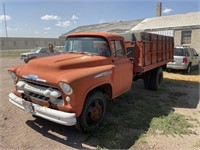 1956 Chevrolet 6400 Grain Truck
