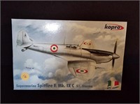 MODEL AIRPLANE NEW IN BOX