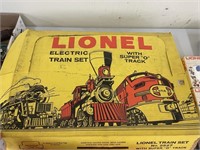 LIONEL TRAIN MISSILE LAUNCHER SET  - IN BOX