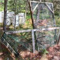 Fencing Frames & Wire Fence Pieces