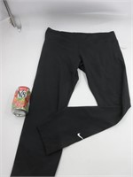 Pantalon neuf NIKE grandeur XXL femme