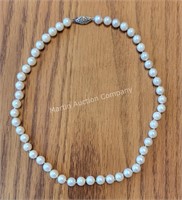 (K) Cultured Pearl Necklace w/ 14k Clasp