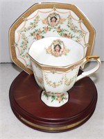 Avon Mrs. Albee Peach Roses Cup & Saucer Set MIB