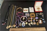 LADIES JEWELRY ITEMS-ASSORTED