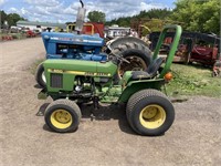 John Deere 650 Tractor