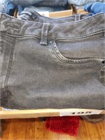 3 PAIR WOMENS JEANS  1-14 & 2 - 16'S