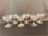 Clear Glass Etched Flower Design Wine Glass Set