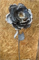 Galvanized Bobblehead Flower Stake Yard Art