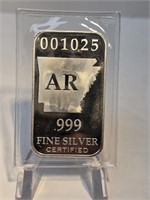 .999 Silver Bar " Arkansas " weighs 1/2 oz.
