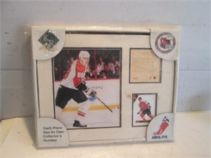 NHLPA FRAMED PICTURE- ERIC LINDROS
