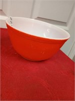 pyrex red bowl