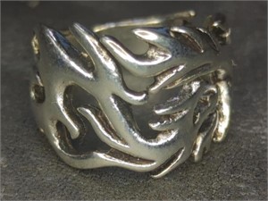 Tribal flames ring size 8