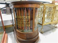 vtg Merrick's six cord thread spool case