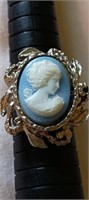 Vintage Cameo Style Ring Size 7