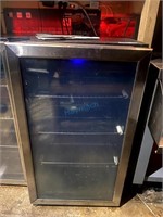 MINI GLASS DOOR BEVERAGE COOLER