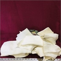 Large Lot Of Assorted Linen (Vintage)