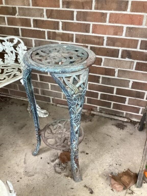 Cast iron table stand