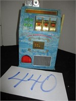 ONE ARM BANDIT TOY SLOT MACHINE (AS IS)