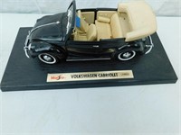 Black 1:18 scale Volkwagen Cabriolet