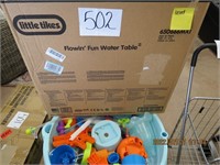 Little Tikes flowin fun water table-used