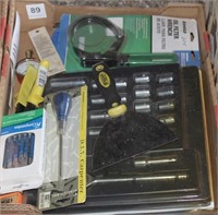 Box lot - Misc. NEW tools: socket set, tire gauge