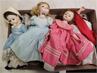 TRAY OF ASSORTED DOLLS